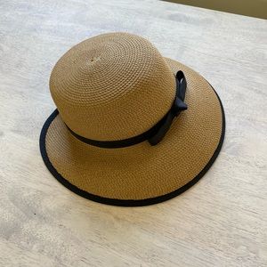Eric Javits Squishee Raffia Ribbon Cap Bow Sun Hat